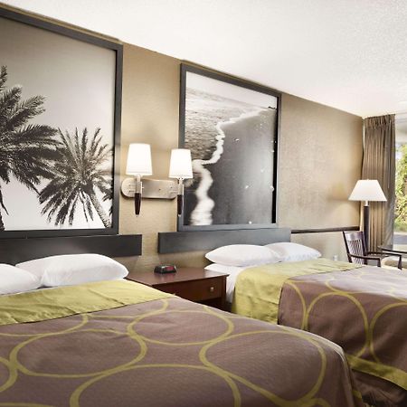 Super 8 By Wyndham Ormond Beach Dış mekan fotoğraf